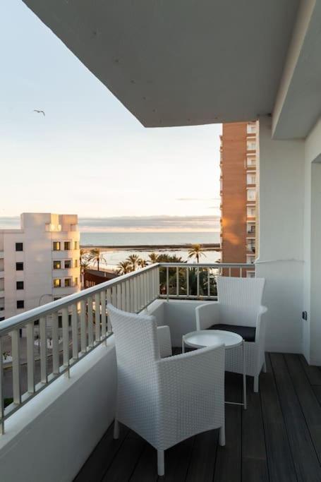 La Caleta Apartment Cadiz Bagian luar foto